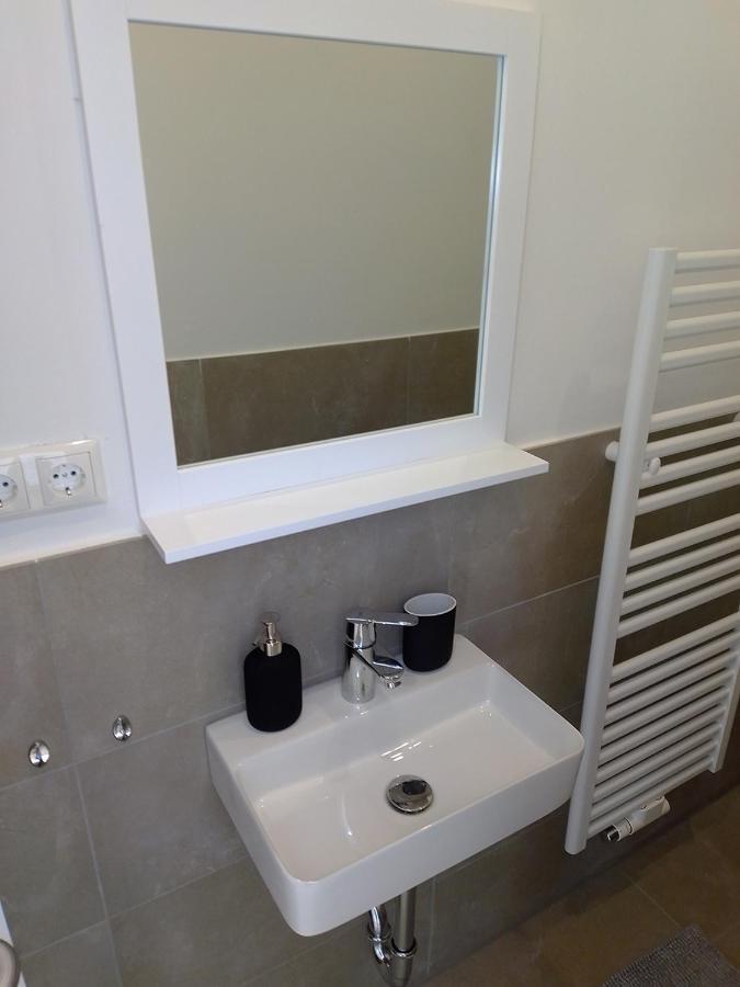 Zentrale Ruhige Lage Mit Parkplatz Und Terrasse Apartment Bad Honnef Ngoại thất bức ảnh